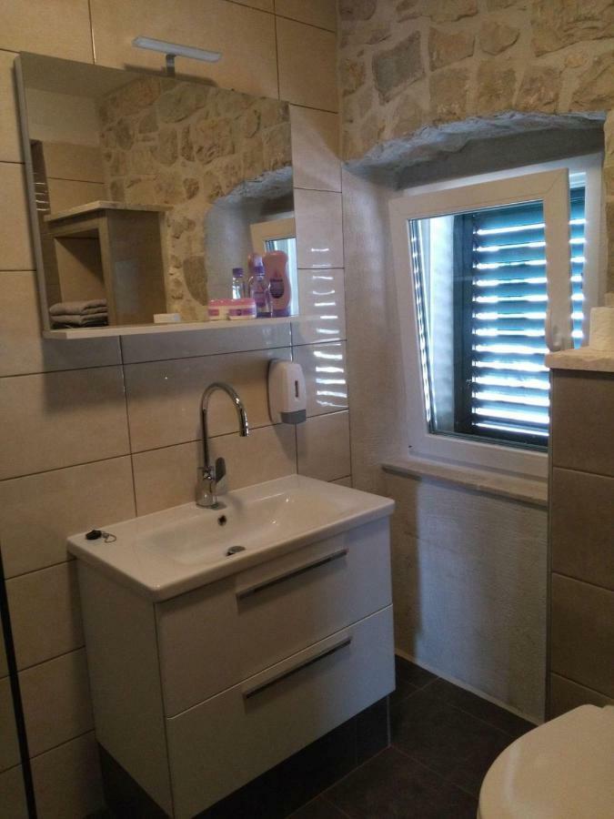 Apartment Buga Slatine Εξωτερικό φωτογραφία