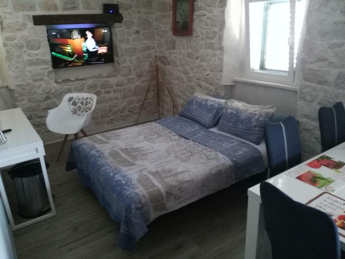 Apartment Buga Slatine Εξωτερικό φωτογραφία